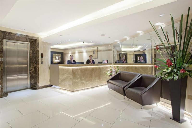 V Residence Serviced Apartment Бангкок Екстер'єр фото